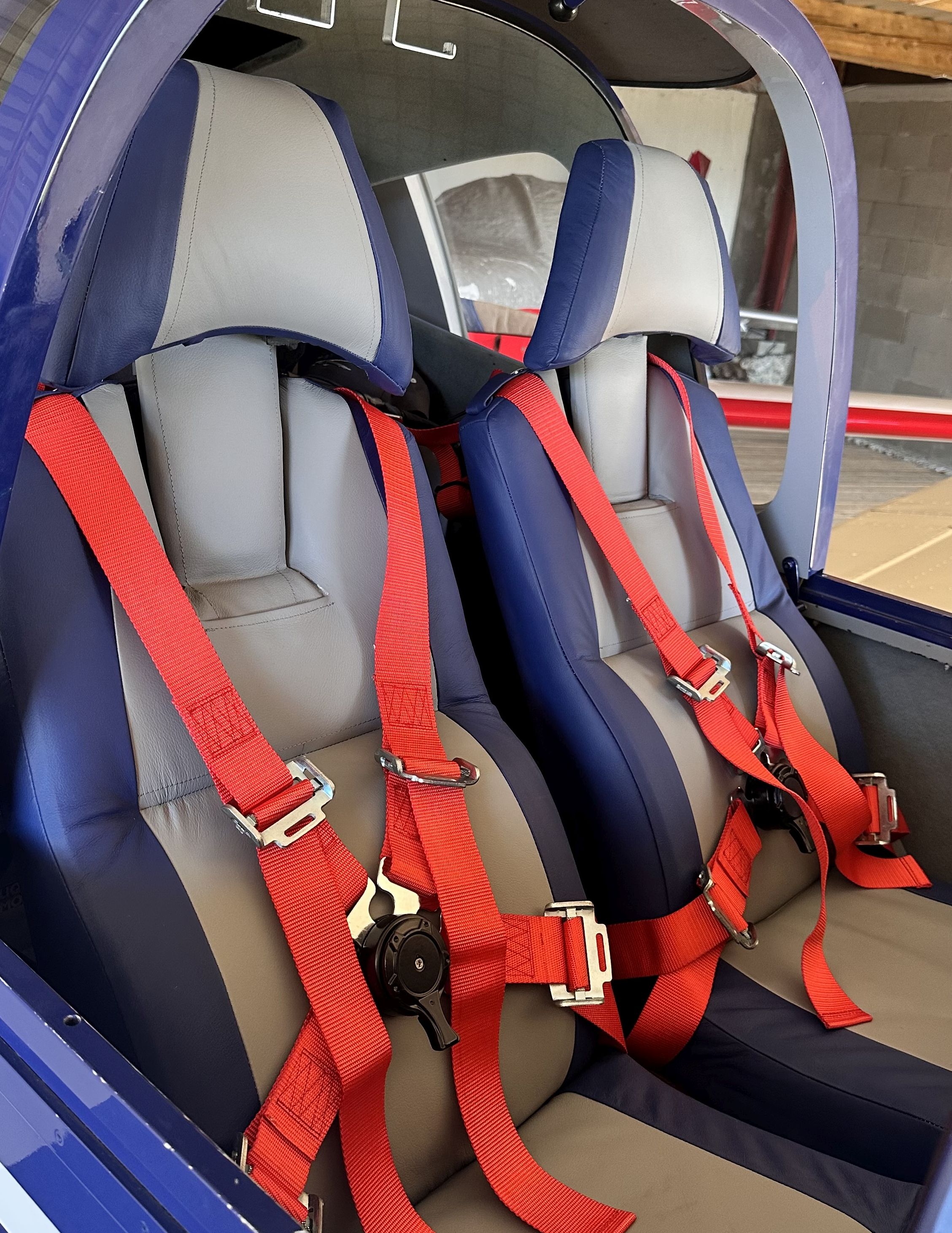 ergonomic seats Tecnam P96